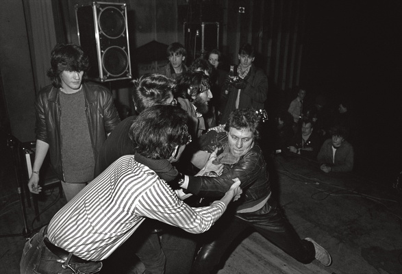 0048-1985-essen-holsterhausen-jugendzentrum