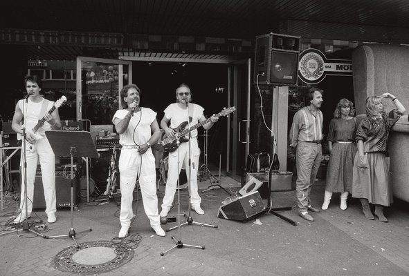 0057-1984-essen-steele
