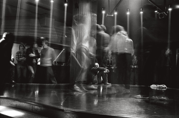 0160-1985-essen-logo