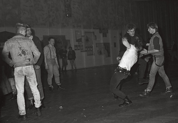 0193-1985essen-holsterhausen