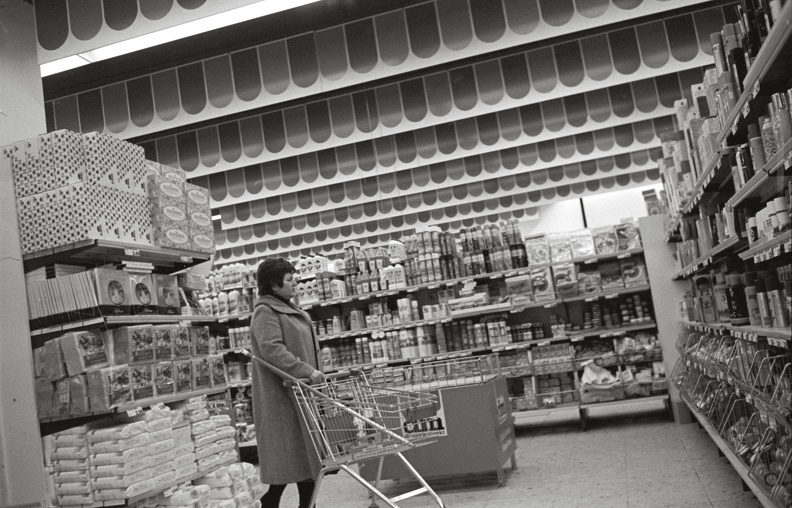 0444-1982-essen .jpg