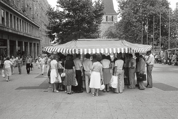 0573-1982-essen-city