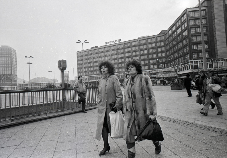 ost-berlin-1987-0019.jpg
