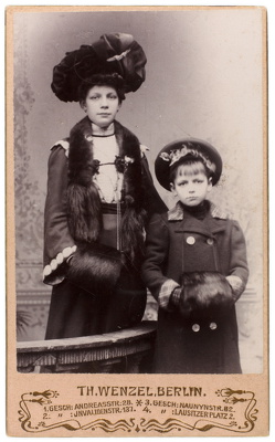 A-Historicbits102891