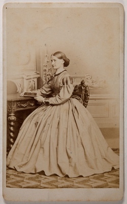 A-Historicbits102897