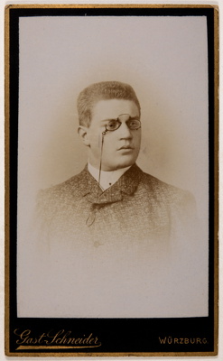 A-Historicbits102931