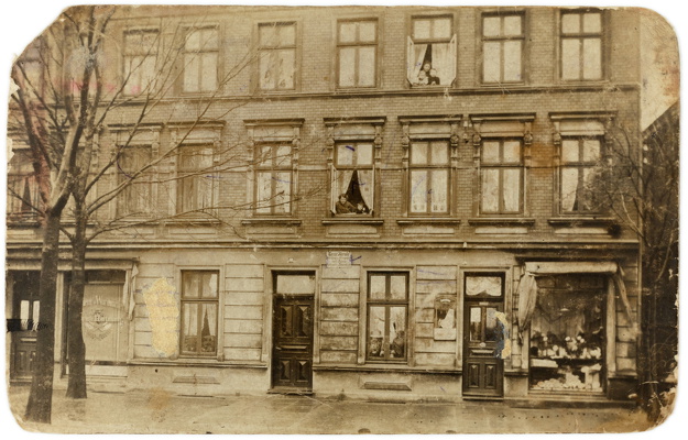 Wanderfotografen - Häuser, Geschäfte und auf der Strasse