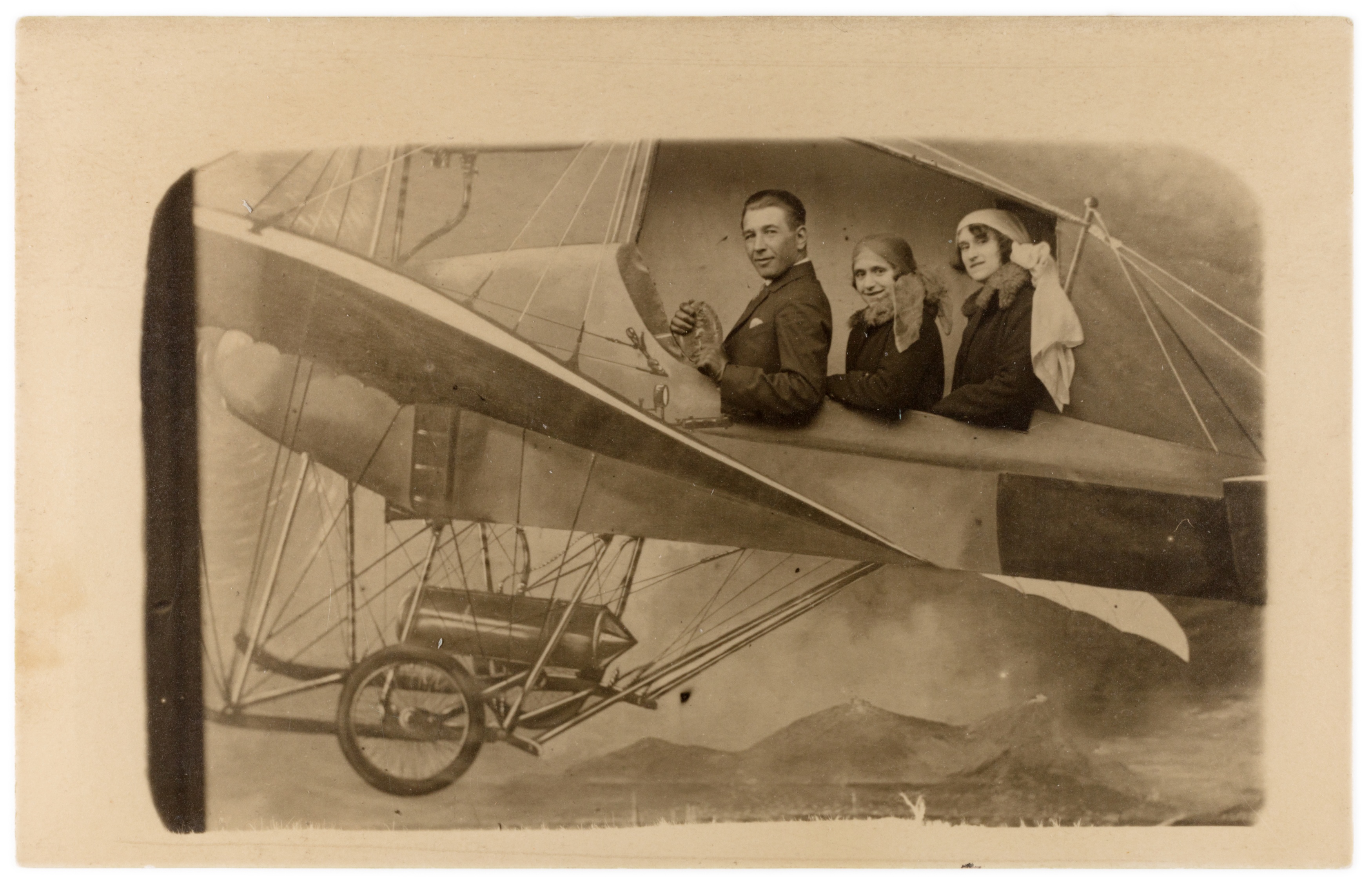 Historisches Spaßfoto aus der Sammlung zu Fotomontagen